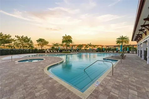 11456 W 33rd Way Hialeah FL 33018