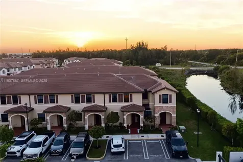11456 W 33rd Way Hialeah FL 33018