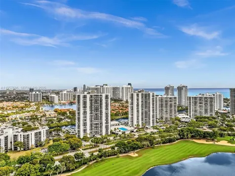 3675 N Country Club Drive Aventura FL 33180