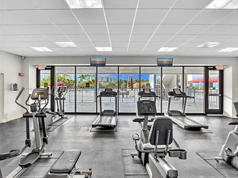 3675 N Country Club Drive Aventura FL 33180