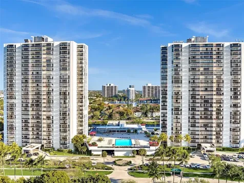 3675 N Country Club Drive Aventura FL 33180