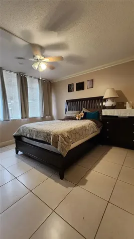 Hallandale Beach FL 33009