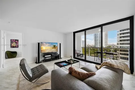9 Island Avenue Miami Beach FL 33139