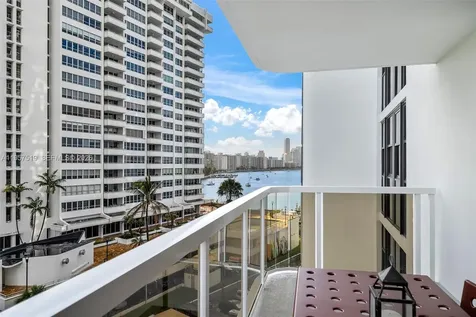9 Island Avenue Miami Beach FL 33139