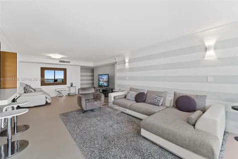 2655 Collins Avenue Miami Beach FL 33140