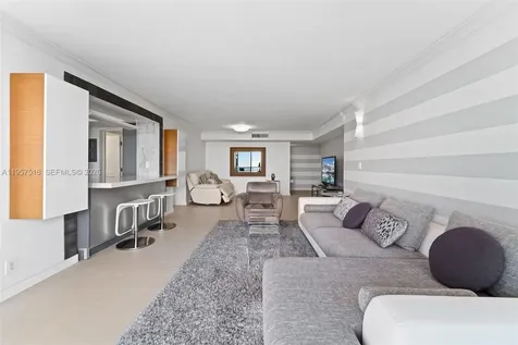2655 Collins Avenue Miami Beach FL 33140