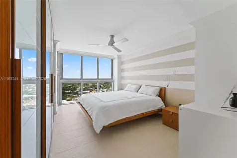 2655 Collins Avenue Miami Beach FL 33140