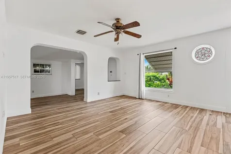 6073 NW 27th Street Margate FL 33063