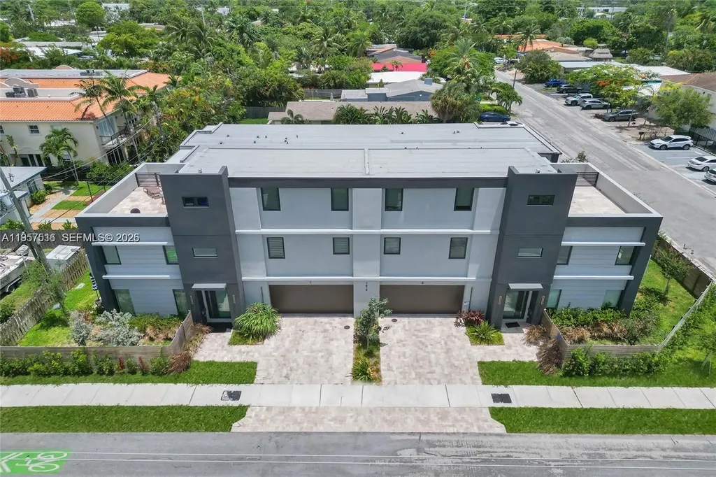 1617 NE 11th Street Fort Lauderdale FL 33304
