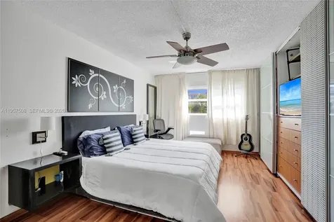 1000 NE 12th Avenue Hallandale Beach FL 33009