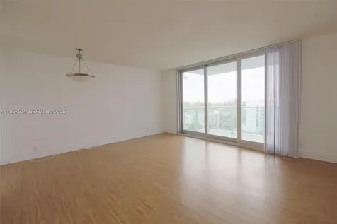 1000 West Avenue Miami Beach FL 33139
