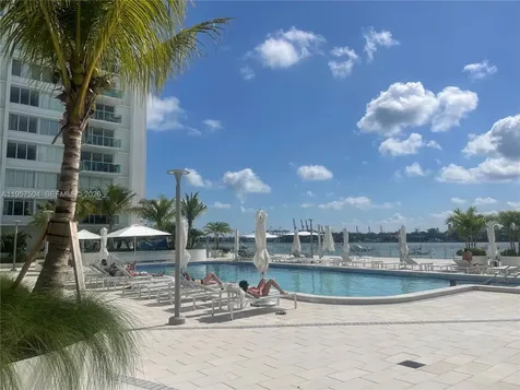 1000 West Avenue Miami Beach FL 33139