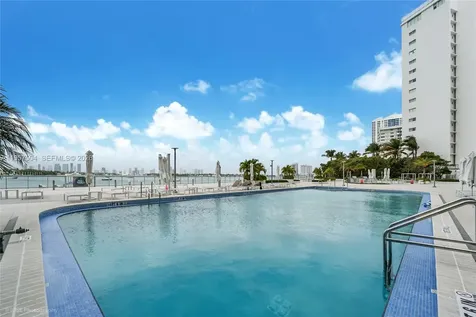 1000 West Avenue Miami Beach FL 33139