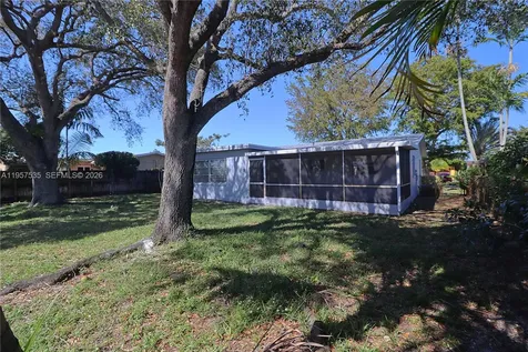 8940 NW 21st Court Pembroke Pines FL 33024