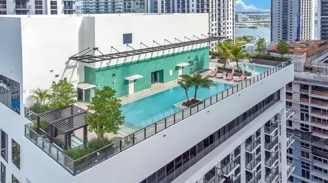11 NE 6th Street Miami FL 33132