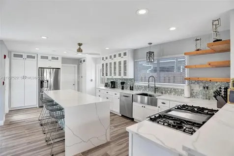 1341 SE 7th Avenue Pompano Beach FL 33060