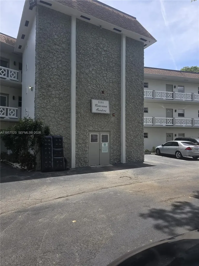 5151 W Oakland Park Boulevard Lauderdale Lakes FL 33313