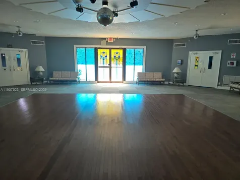 5151 W Oakland Park Boulevard Lauderdale Lakes FL 33313