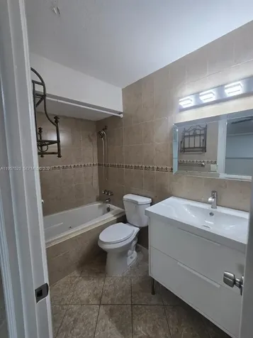 5151 W Oakland Park Boulevard Lauderdale Lakes FL 33313