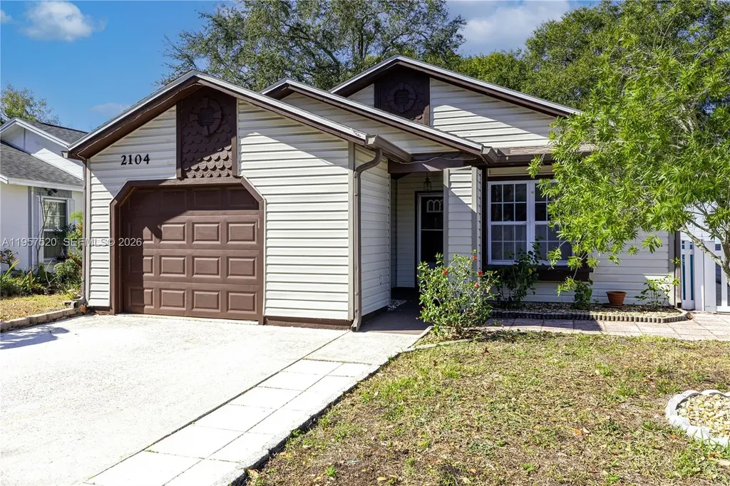 2104 Winslow Drive #2104 Orlando FL 32812