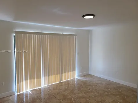 4020 Del Rio Way Sunrise FL 33351