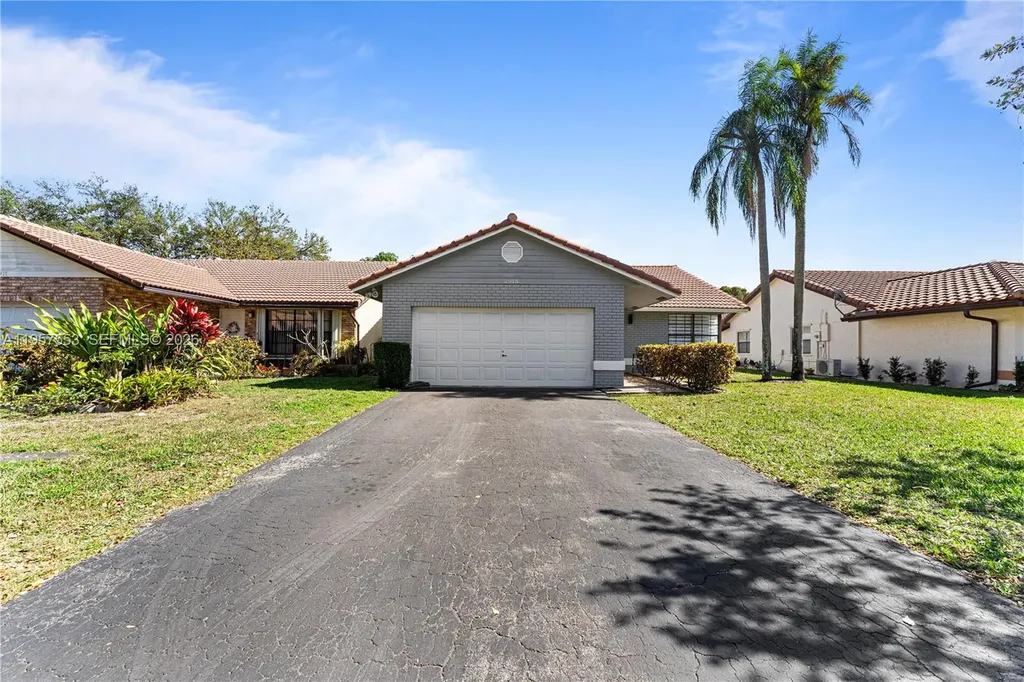 2915 NW 95th Avenue Coral Springs FL 33065