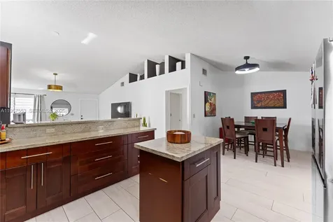 2915 NW 95th Avenue Coral Springs FL 33065