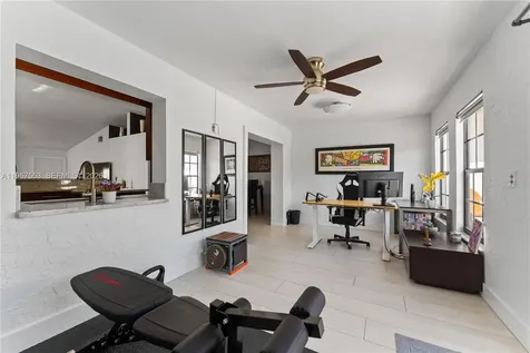 2915 NW 95th Avenue Coral Springs FL 33065