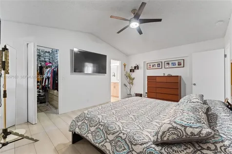 2915 NW 95th Avenue Coral Springs FL 33065