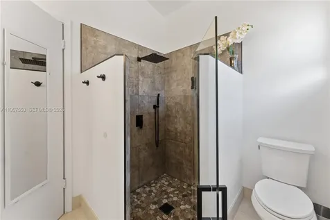 2915 NW 95th Avenue Coral Springs FL 33065