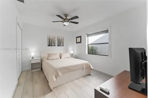 2915 NW 95th Avenue Coral Springs FL 33065