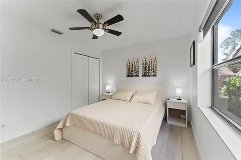 2915 NW 95th Avenue Coral Springs FL 33065