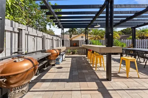 2915 NW 95th Avenue Coral Springs FL 33065