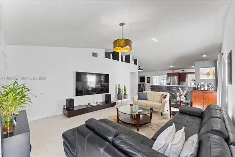 2915 NW 95th Avenue Coral Springs FL 33065