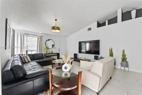 2915 NW 95th Avenue Coral Springs FL 33065