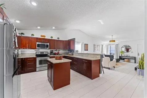 2915 NW 95th Avenue Coral Springs FL 33065