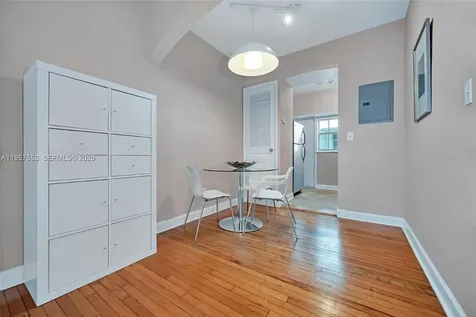 1561 Lenox Avenue Miami Beach FL 33139
