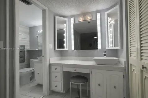 3910 Inverrary Boulevard Lauderhill FL 33319