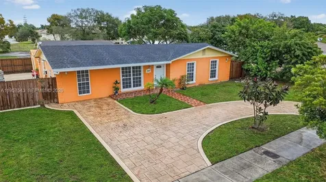 3427 NW 196th Lane Miami Gardens FL 33056