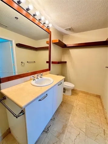 6515 Collins Avenue Miami Beach FL 33141