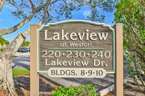 220 Lakeview Drive Weston FL 33326