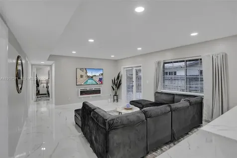 466 NE 8th Avenue Deerfield Beach FL 33441