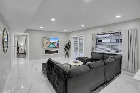 466 NE 8th Avenue Deerfield Beach FL 33441