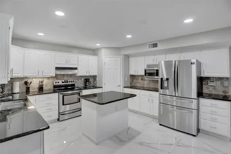 466 NE 8th Avenue Deerfield Beach FL 33441