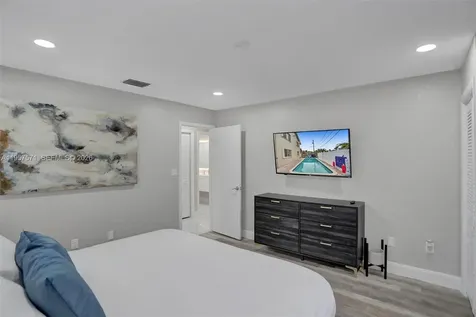 466 NE 8th Avenue Deerfield Beach FL 33441