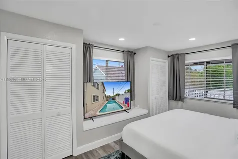466 NE 8th Avenue Deerfield Beach FL 33441