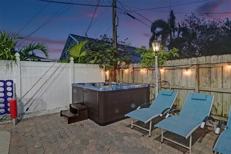 466 NE 8th Avenue Deerfield Beach FL 33441