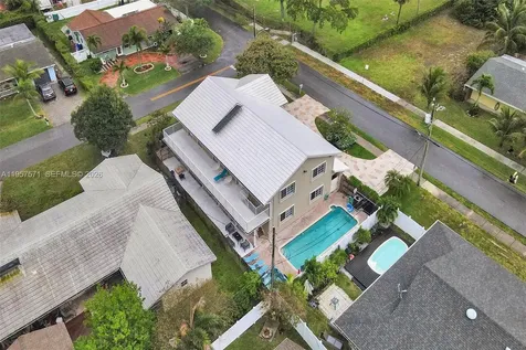 466 NE 8th Avenue Deerfield Beach FL 33441