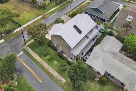 466 NE 8th Avenue Deerfield Beach FL 33441