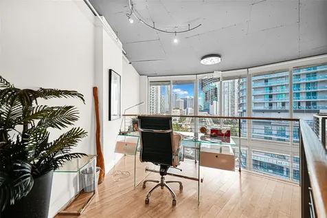 690 SW 1st Court Miami FL 33130